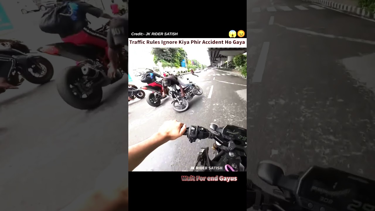 Traffic Rules Ignore Kiya accident ho gaya #shorts #viral #rider #bikeride #motovolgger #accident