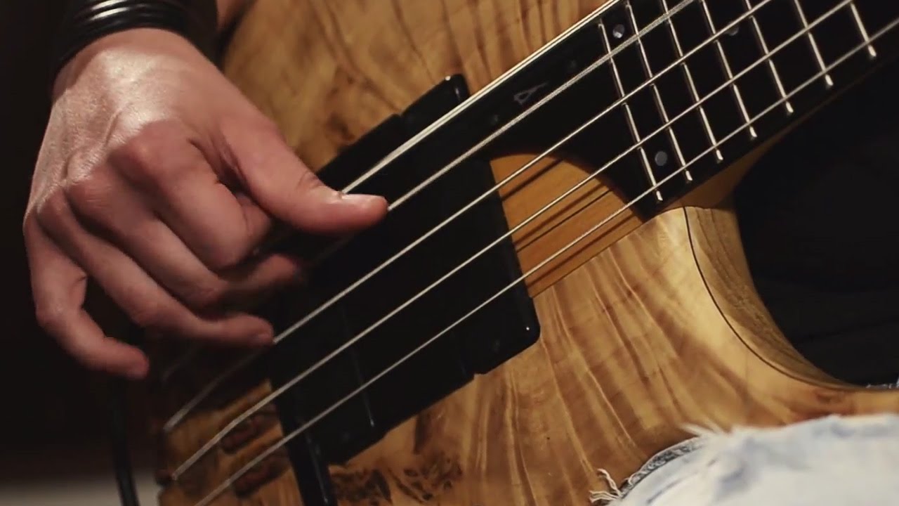 Basso - Tecnica a 4 dita | Gianfranco De Lisi - Industrie Sonore