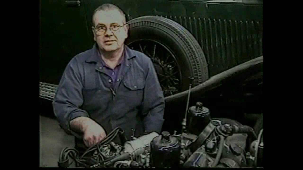 Sparking Plugs and Distributer Tune Up - Rolls Royce Silver Cloud 2 and 3