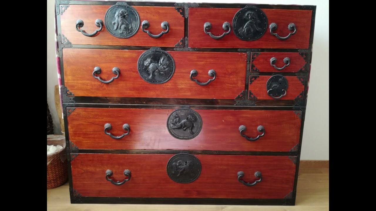 Japanese Tansu