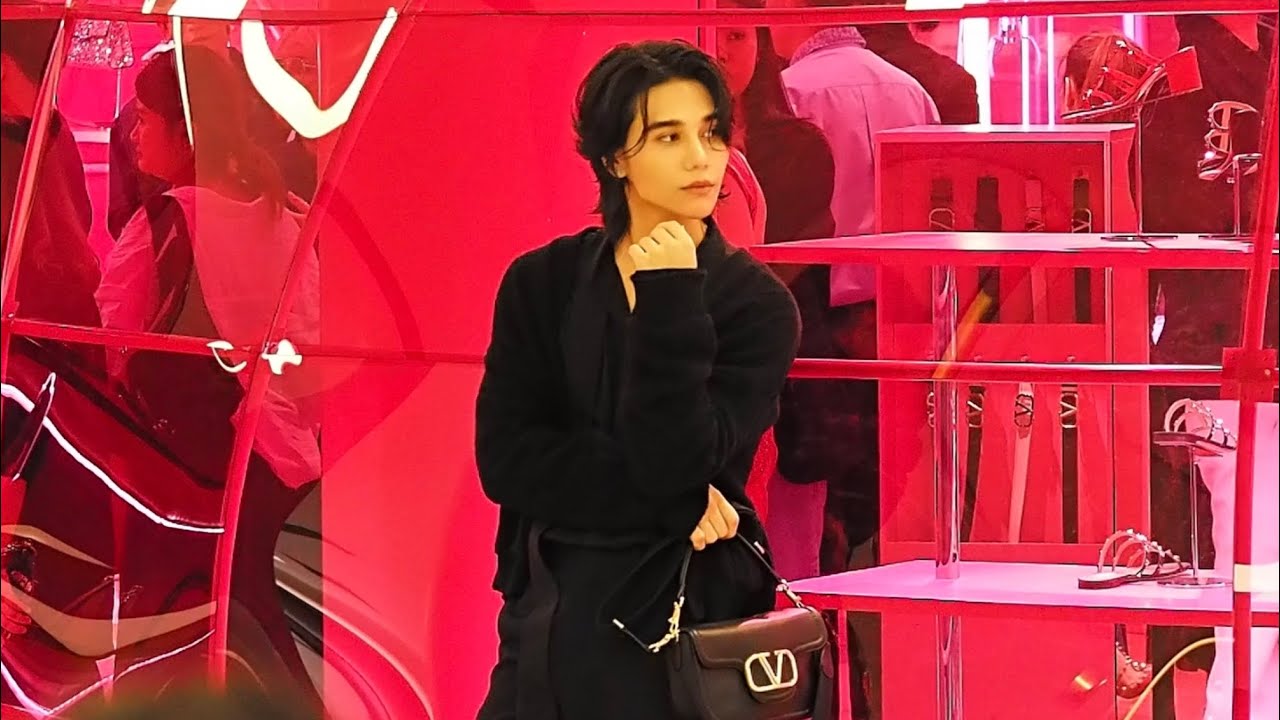 Jeff Satur @ #ValentinoGaravaniPopUp #PinkPP