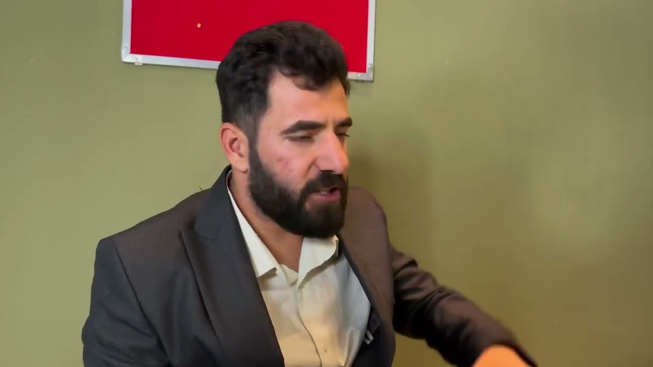قوتابخانە ئەھلیەکان. لەدیسکرێپشن رونکردنەوەی تەواومان دایە دەتوانن بیخوێننەوە