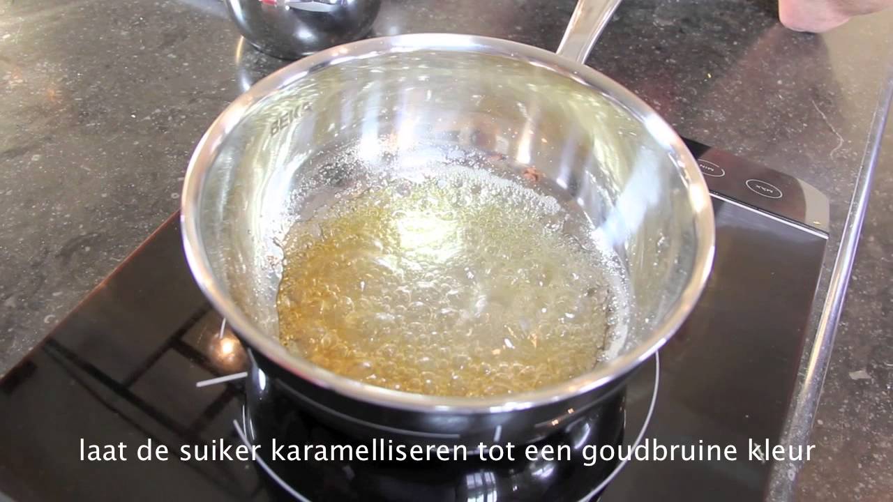 Claudia kookt klassiek: eend met sinaasappel en aardappelwafeltjes