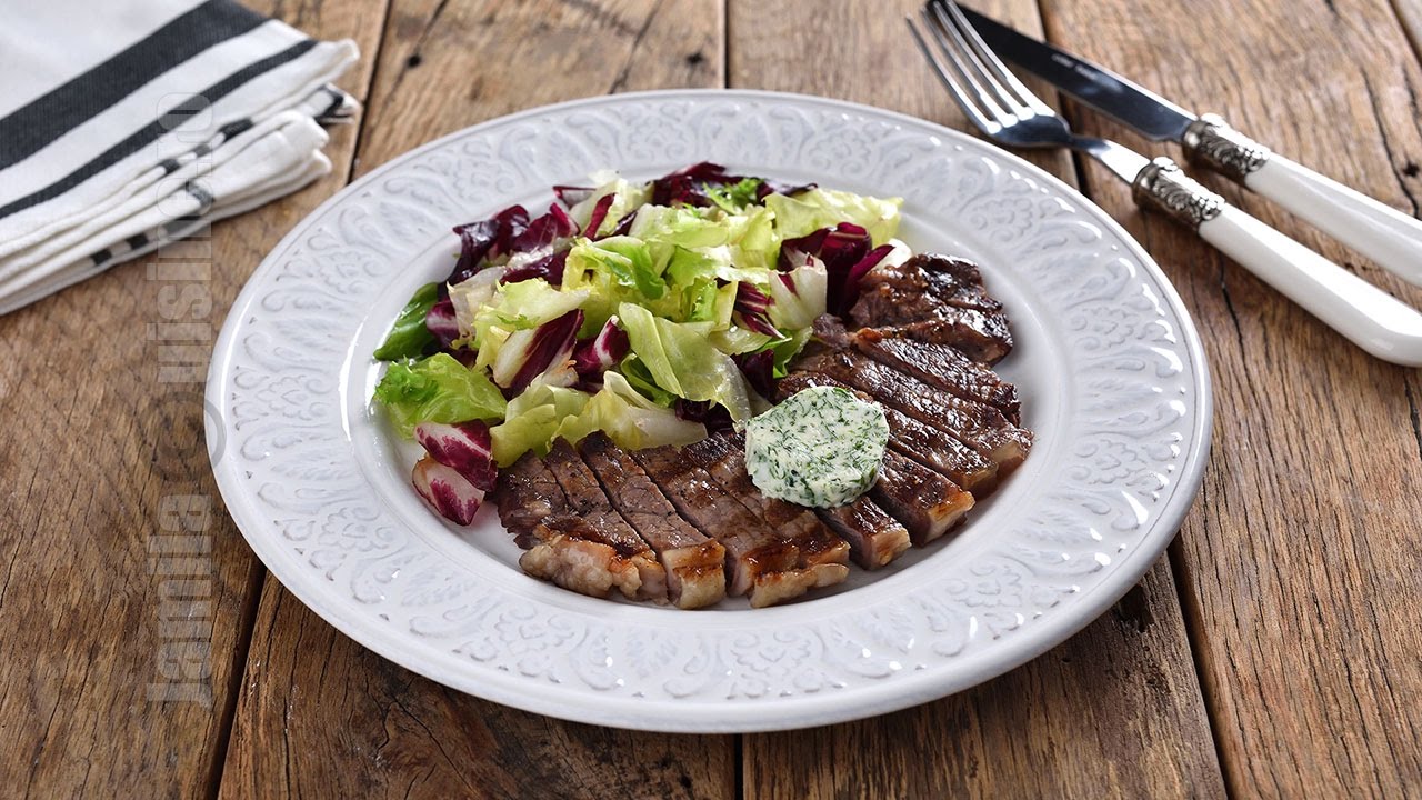 Friptura de vita cu unt aromat | Beef steak with aromatic butter (CC Eng Sub) | JamilaCuisine