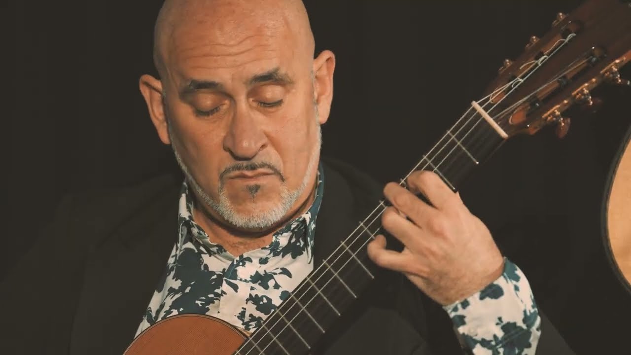 SUITE ANDALUZA Paco Seco -  played by PACO SECO in Ronda Guitar House
