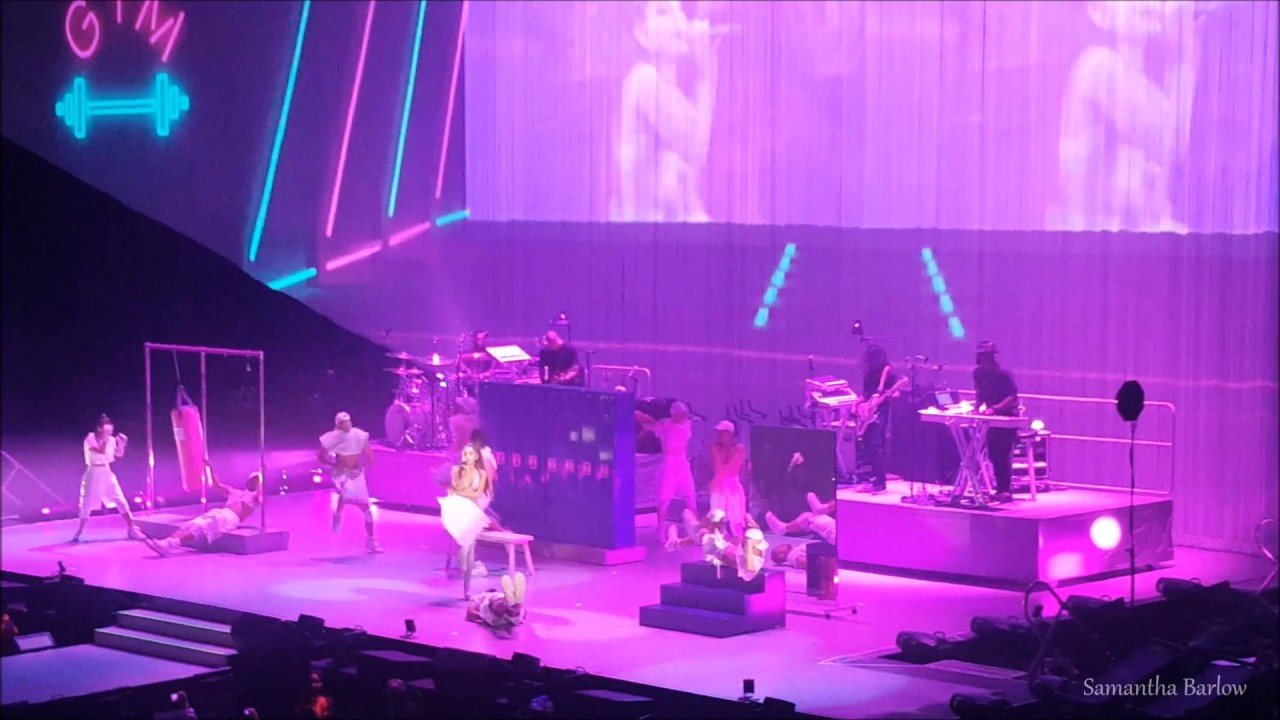 Ariana Grande - Side To Side (HD) Manchester Dangerous Woman Tour 22.5.17 | Samantha Barlow