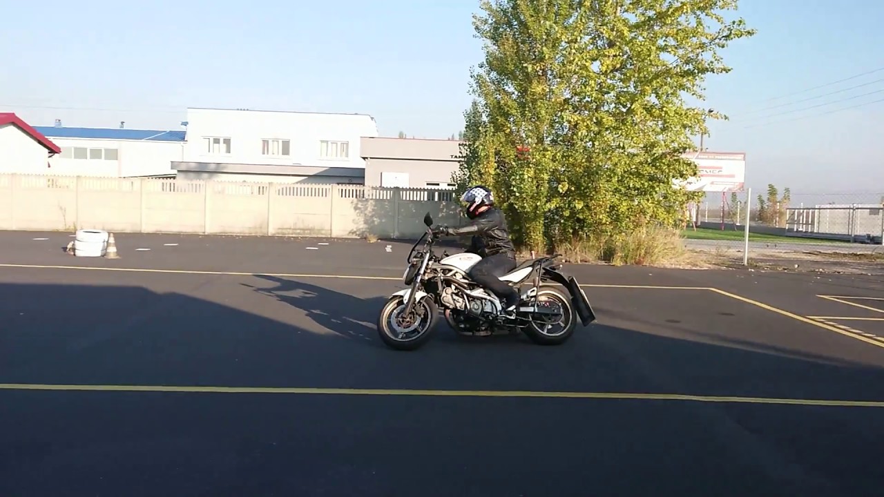 &Oacute;semka na egzaminie kategorii A - Word Ł&oacute;dź z Turbo Pabianice