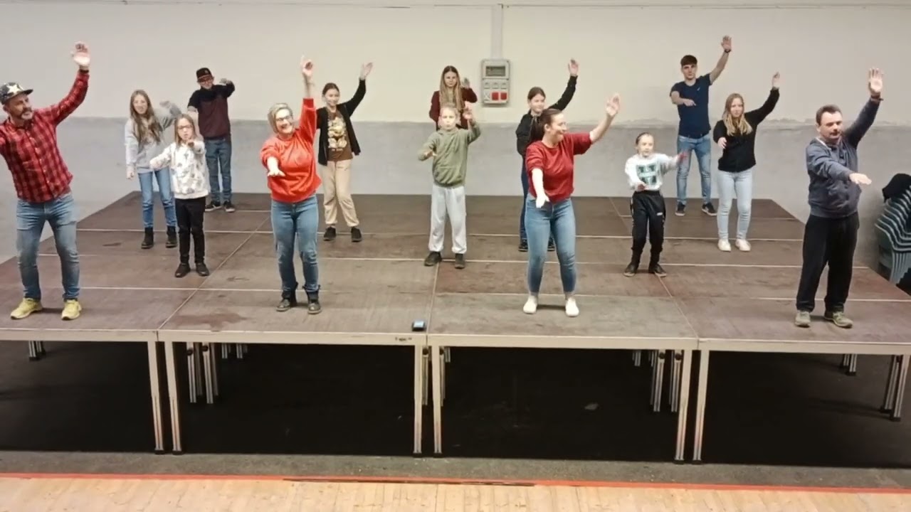 Clap Snap - Icona Pop mit der FFBK Jugend