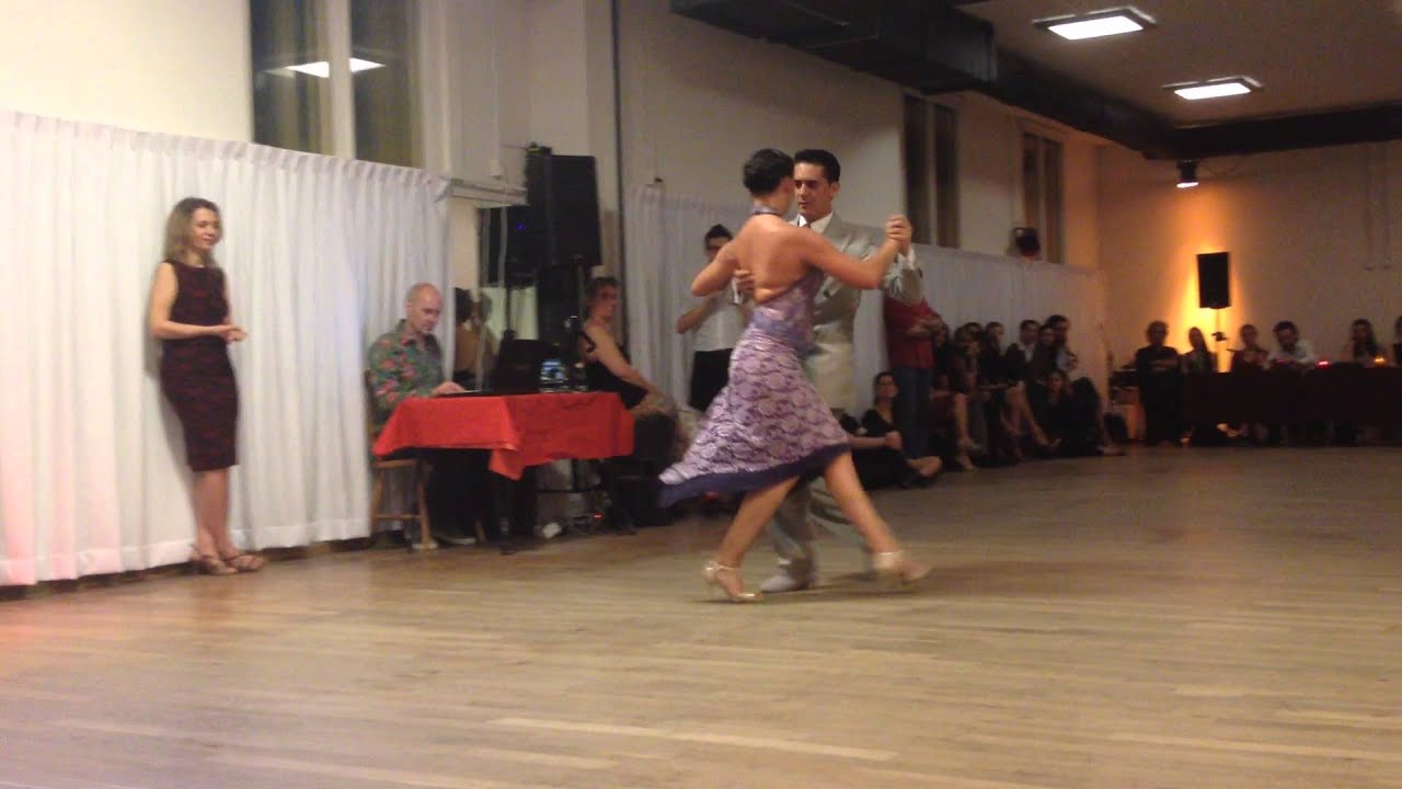 Edwin Espinoza y Alexa Yepes bailan Vals a Milonga Lounge, Amsterdam