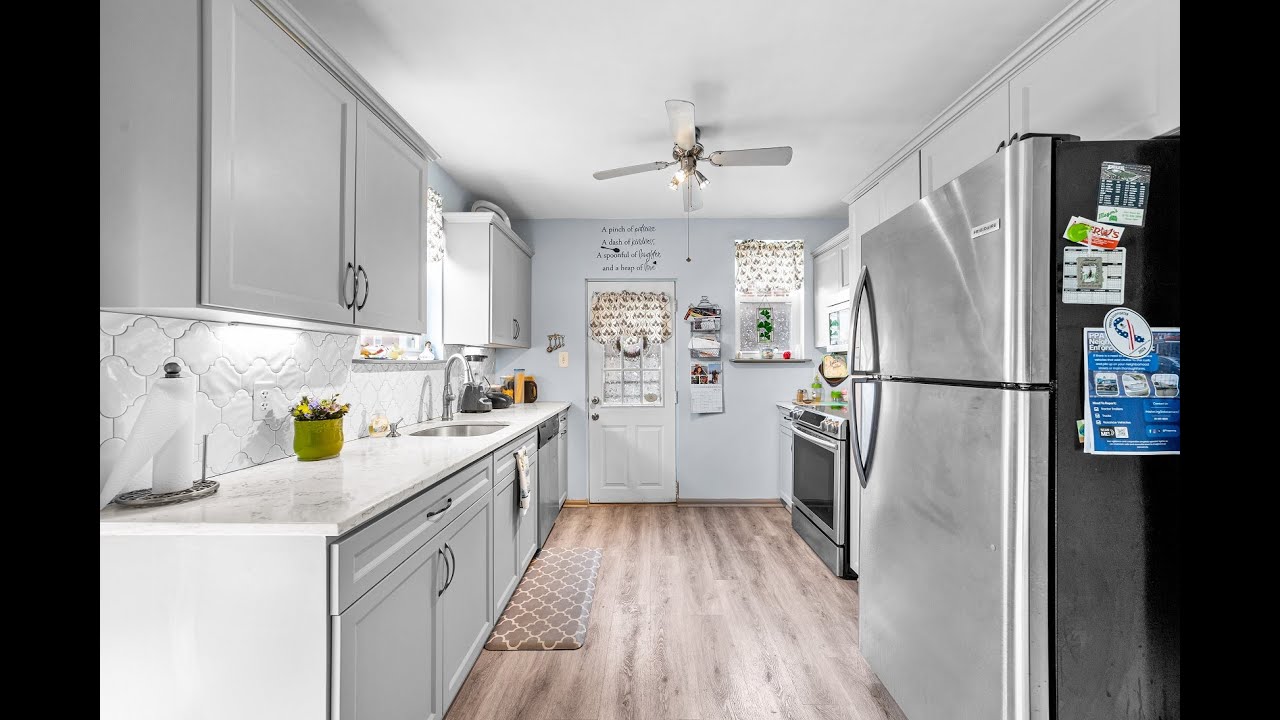 Rhawnhurst, NE Philly, 3BR/2.5Bath Korman Stone Twin/Semi-Detached: 2024 Hartel Ave, 19152