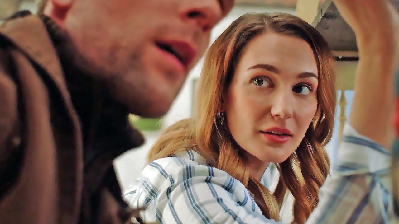 She Couldn't Resist Herself Secretly Falling For Helper Guy
