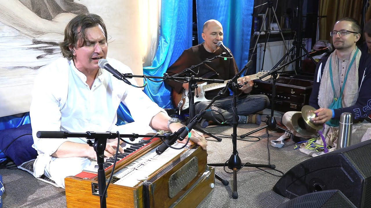 Shishtakrit kirtan (Cintāmaṇi Nām 2026) #kirtan #mahamantra #harekrishna #chanting #mantra