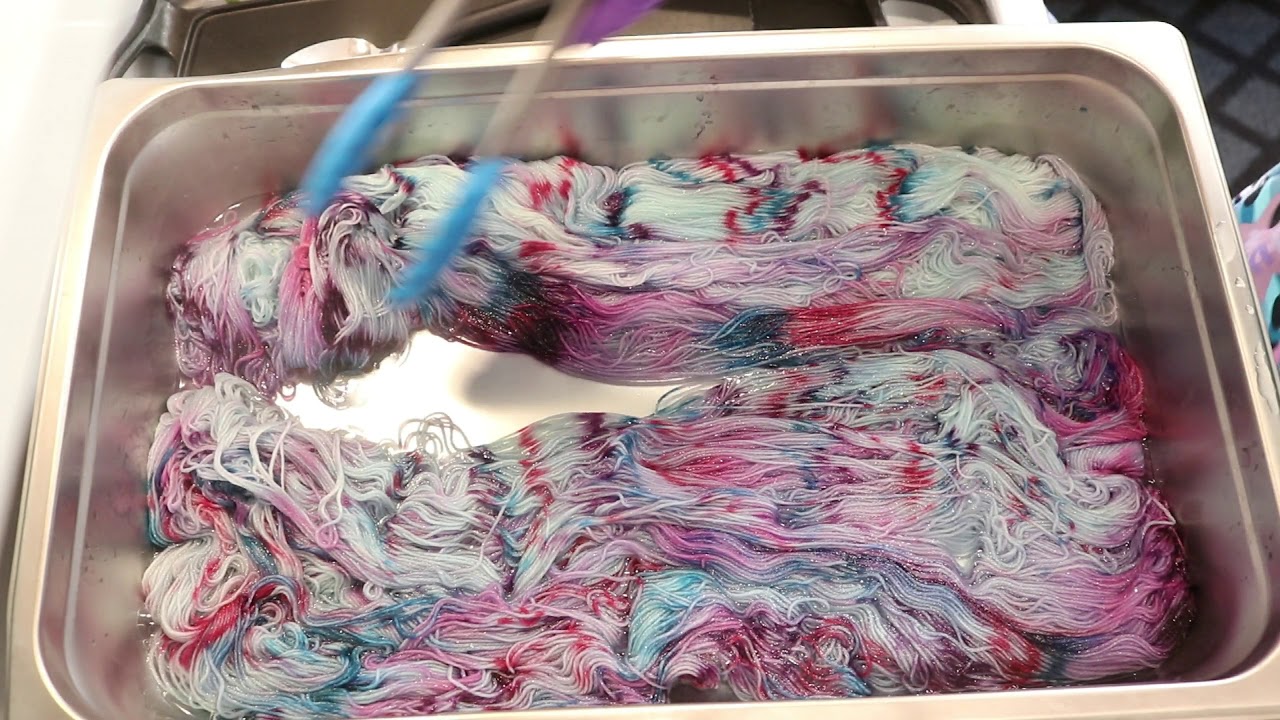 Dyeing Unicorn Sparkle Yarn with Leftover Rit Dye and Food Coloring