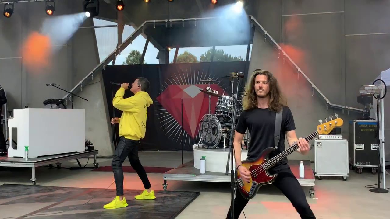 Third Eye Blind Back To Zero Into Can You Take Me/London Into Graduate Levitt Denver June 22, 2019