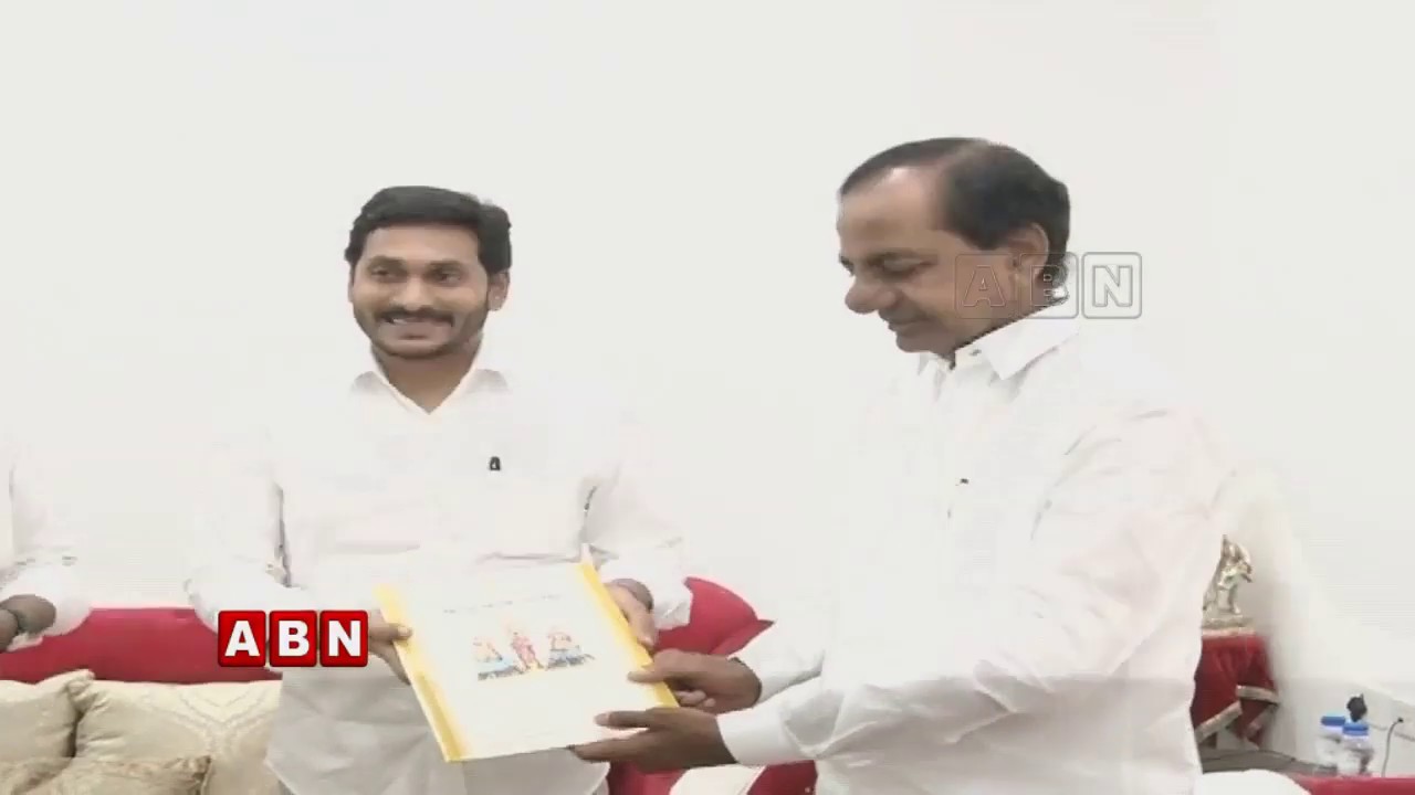 Reasons Behind Telangana CM KCR Comments on AP Capital Development | Weekend Comment by RK