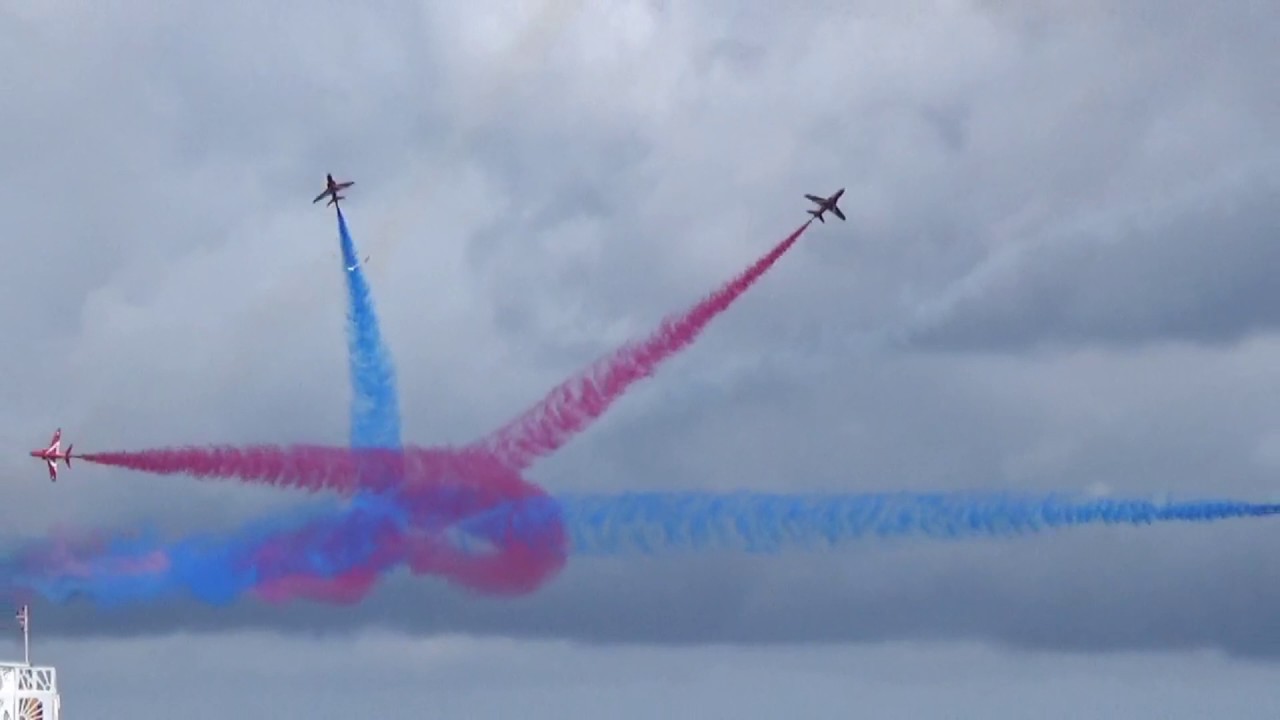 Torbay Airshow 2017: The Red Arrows