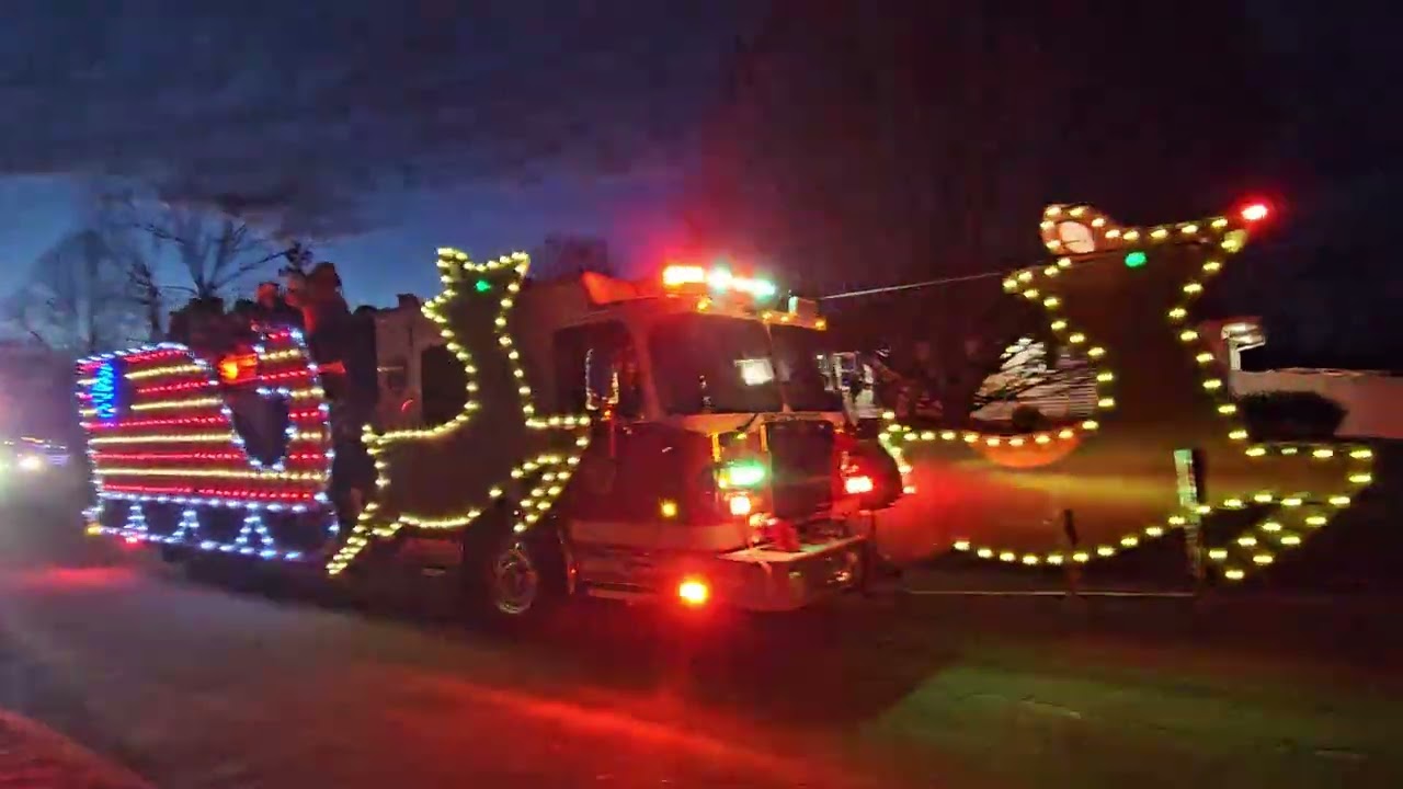 Smithtown Fire Department Christmas Parade 12/20/2025