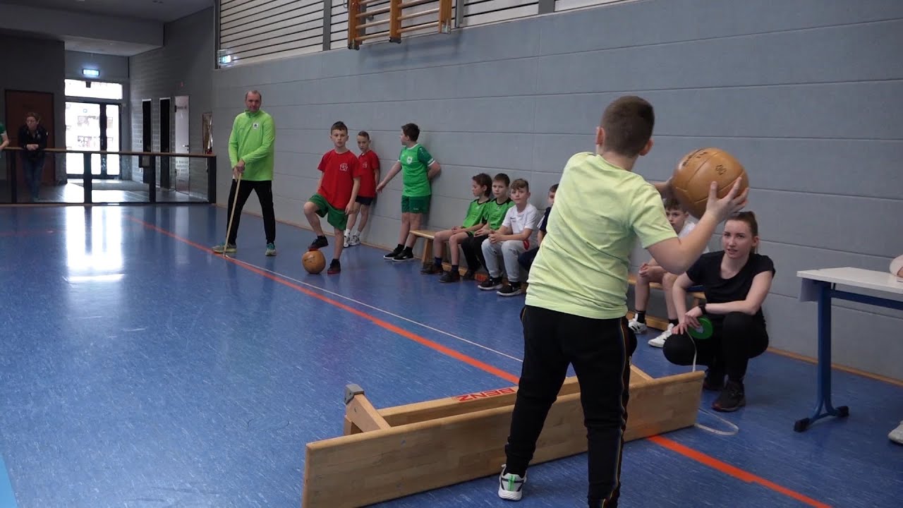 PUNKTum Leichtathletik Vorausscheid Grundschulen in Mansfeld