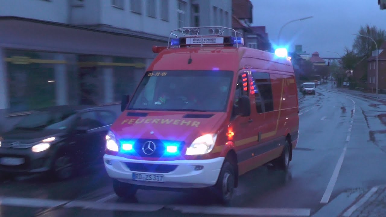 [Gro&szlig;feuer zerst&ouml;rt Bauernhof] Einsatzfahrten LZG + GW-N FTZ Rendsburg