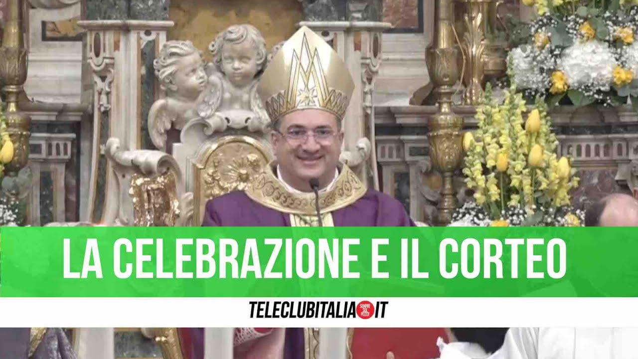 Monsignor Rega, l'abbraccio della città di Giugliano al neo vescovo