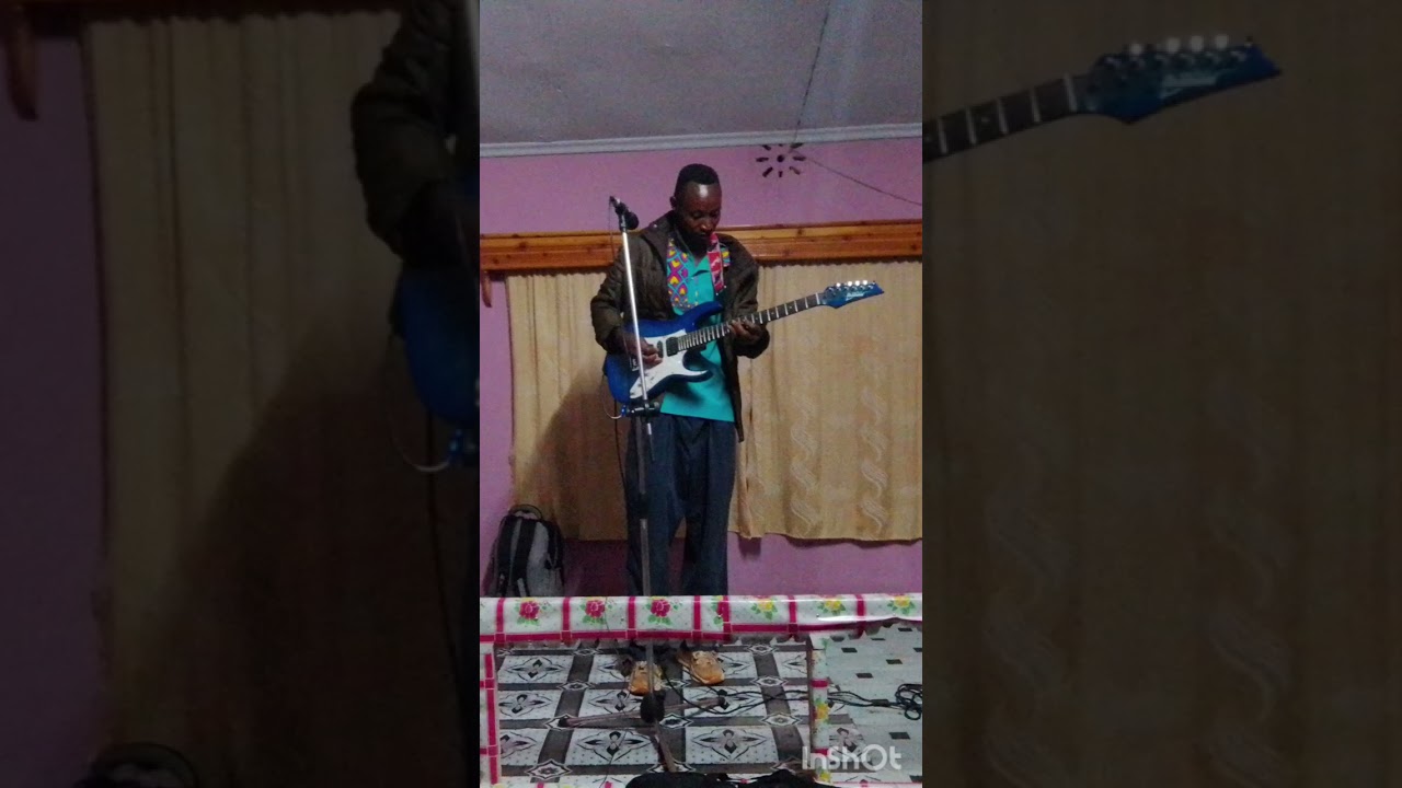 Mugithi live performance by wadan roho safi subscribe please 