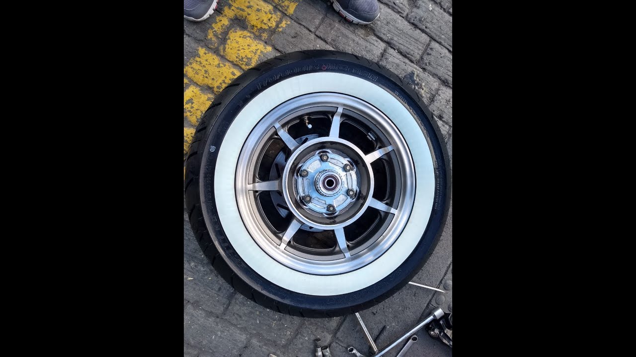YAMAHA V STAR 1200 LLANTAS CARA BLANCA