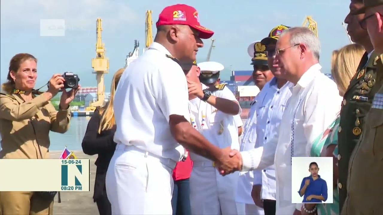 Santiago de Cuba: Arribó Buque Escuela de Armada Venezolana Simón Bolivar