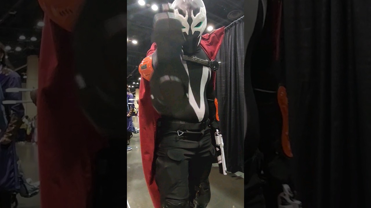 New Spawn movie or series in the near future? #spawn #cosplay #cosplayer #megacon #shorts