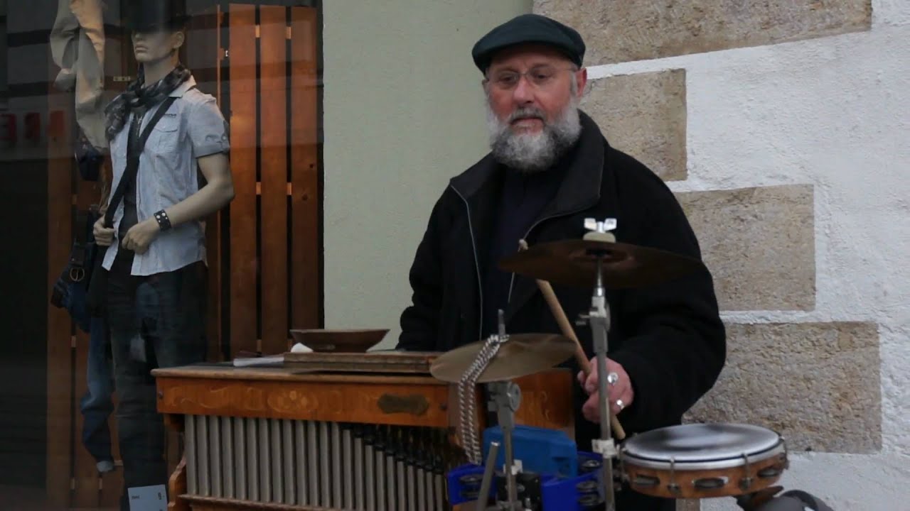 Stra&szlig;enmusik - Mr. Evergreen - Der Drehorgelmann - Erfurt 2011
