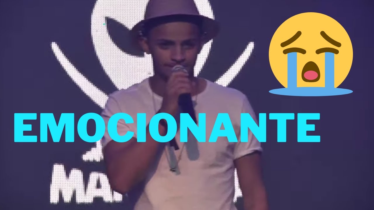 Menino do Imbú emociona live mansão maromba