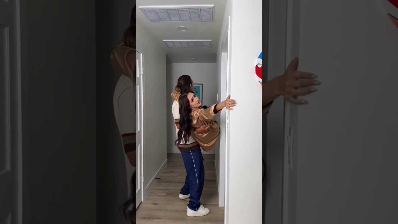 5 secs of true love 🥰😂