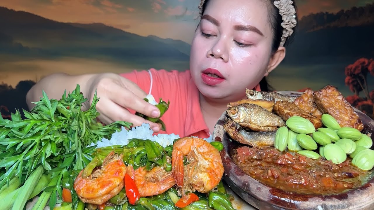 Menu desa/Oseng genjer udang sambal kencur ikan asin pete jumbo tempe goreng lalaban MUKBANG