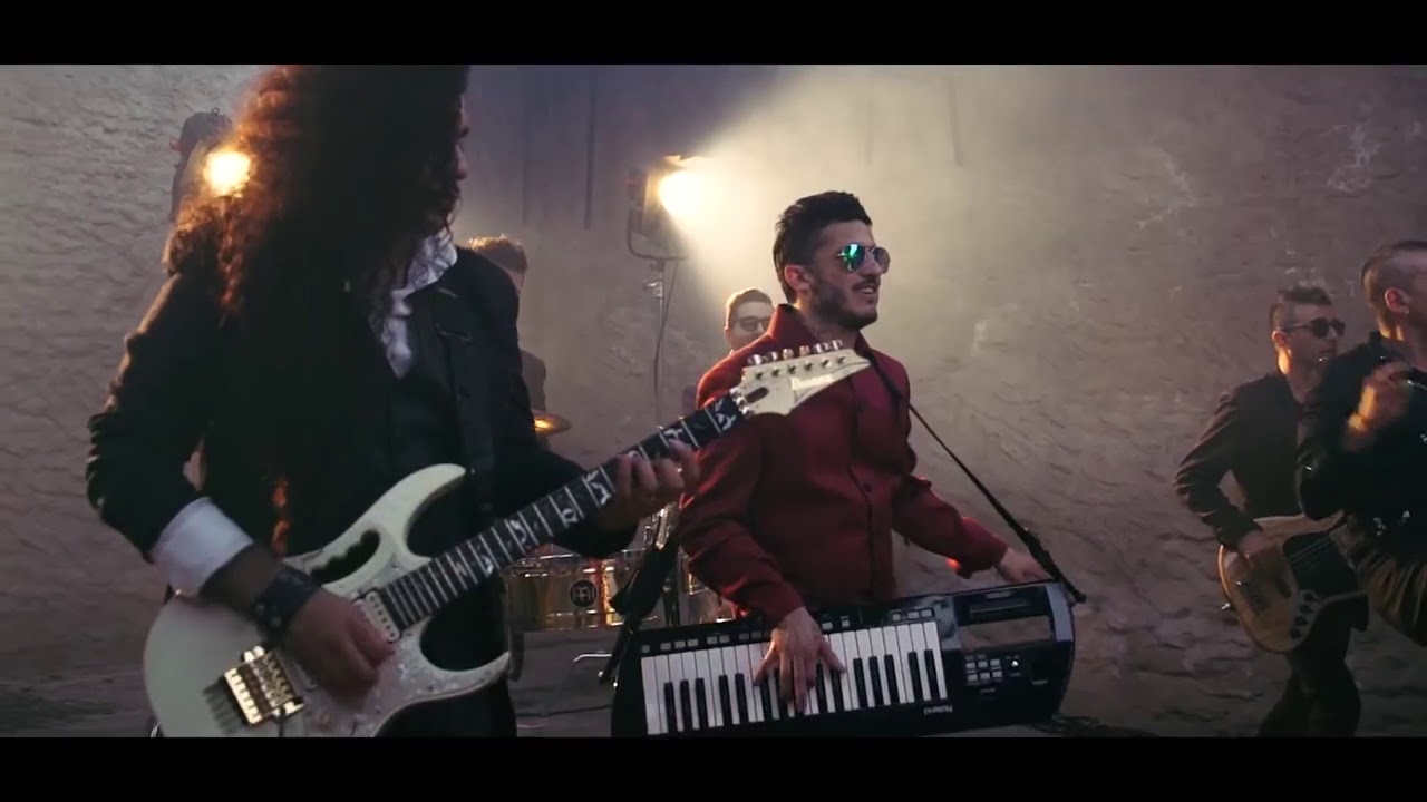 R&aacute;faga - Una Cerveza ( versi&oacute;n 2018 ) OFICIAL