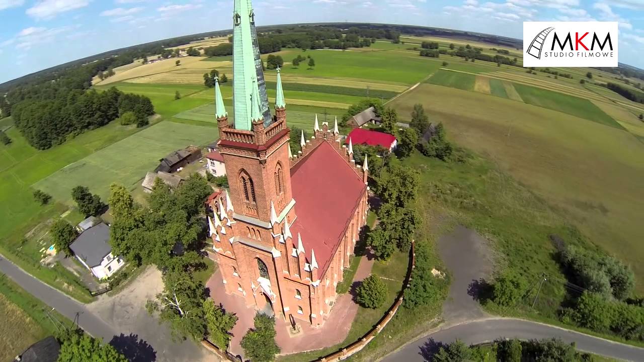Kości&oacute;ł w Borszewicach z lotu ptaka