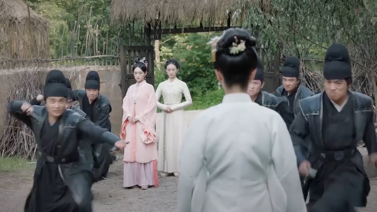 💝心机小妾竟要迫害灰姑娘，侯爷及时赶到救下灰姑娘 | 锦心似玉 The Sword and The Brocade #谭松韵 #钟汉良