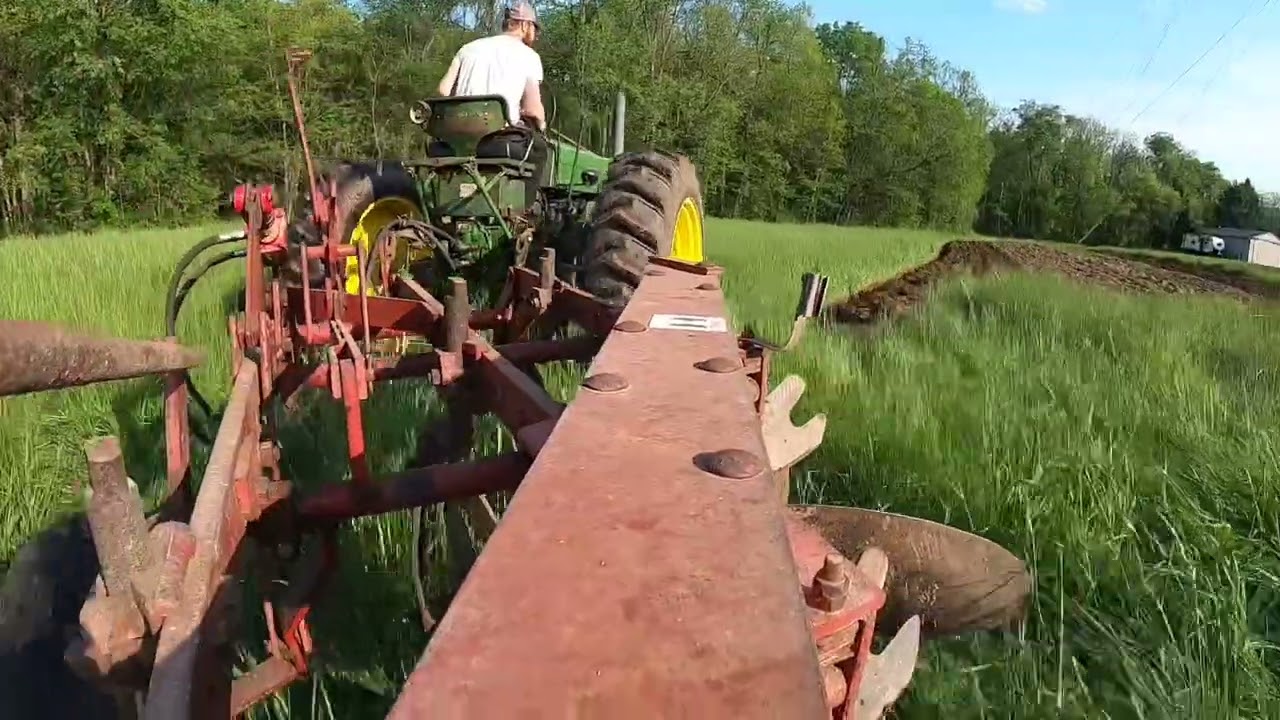 John Deere 70 All Fuel Pulling IH model 60 Plow
