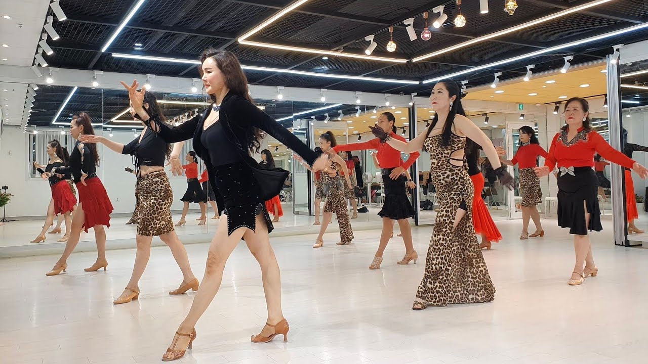영웅본색 (룸바) 라인댄스 | 베이직 워밍업 루틴 | 장국영 | Line Dance Withus Korea Association