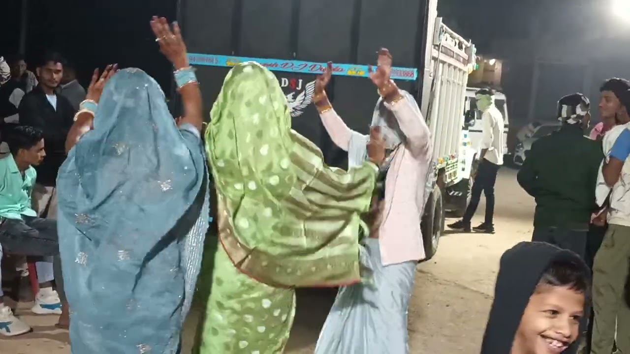 नजर से मिली नजरिया 🥰#वीडियो #viralvideo #गाना 
