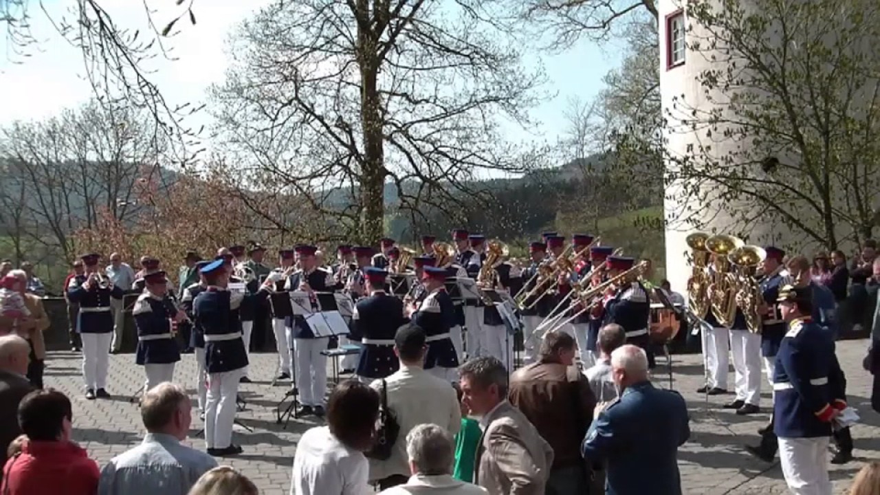 Zapfenstreich Nr.1