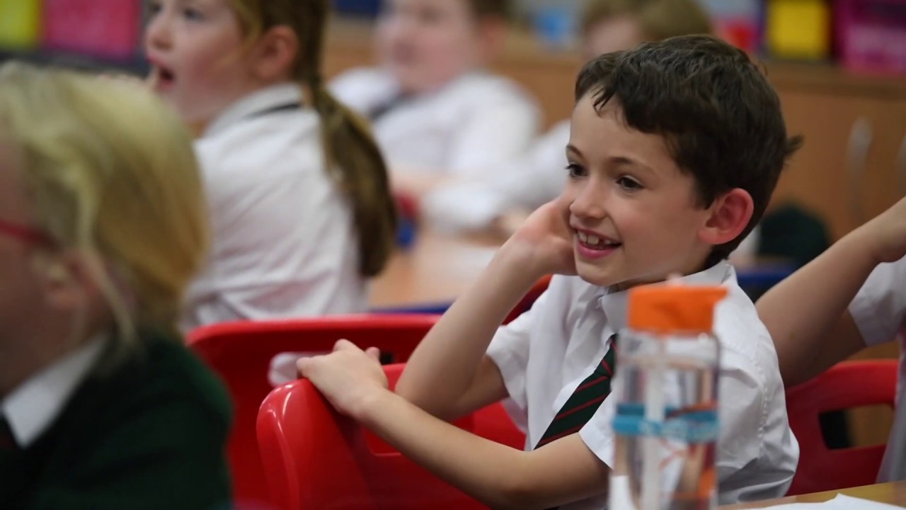 Brownlee Primary School, Wallace Avenue, Lisburn, Co. Antrim.