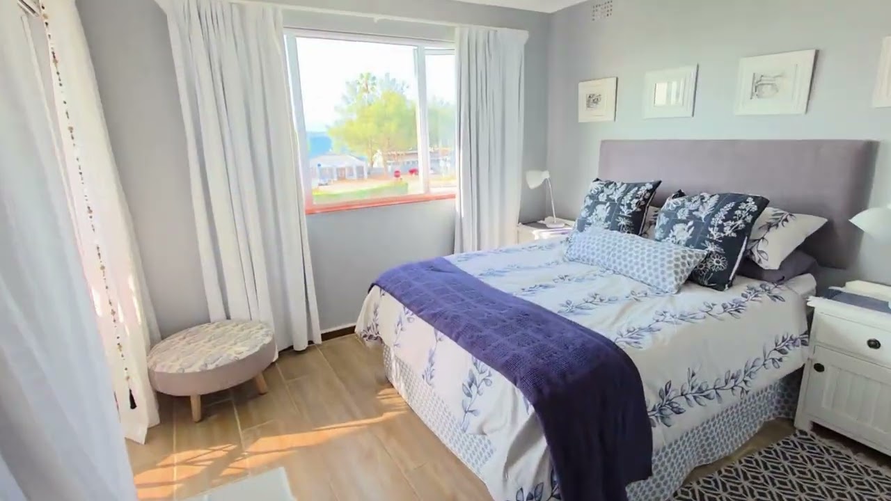 Apartment For Sale - De Bakke Beach - Mossel Bay - South Africa - R 3 200 000 (ZAR)