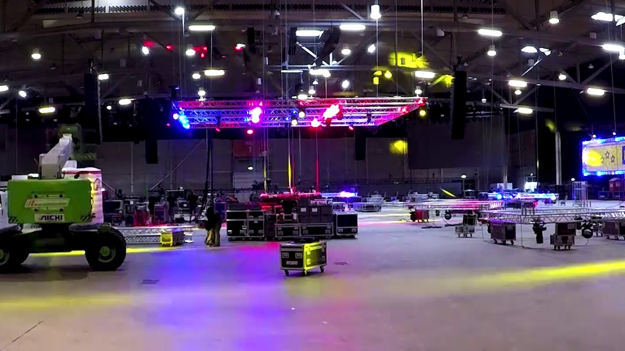 Q party 2017 build up 