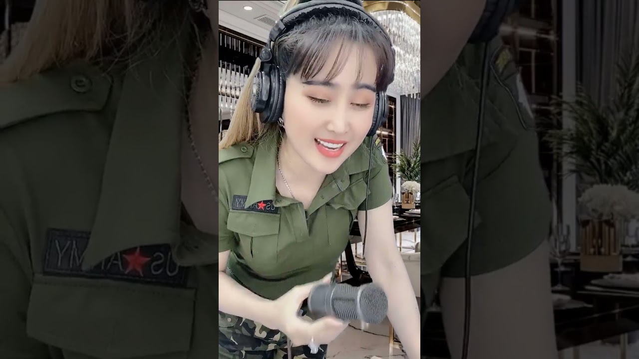 T&agrave;u anh qua n&uacute;i | Minh Thư Cover