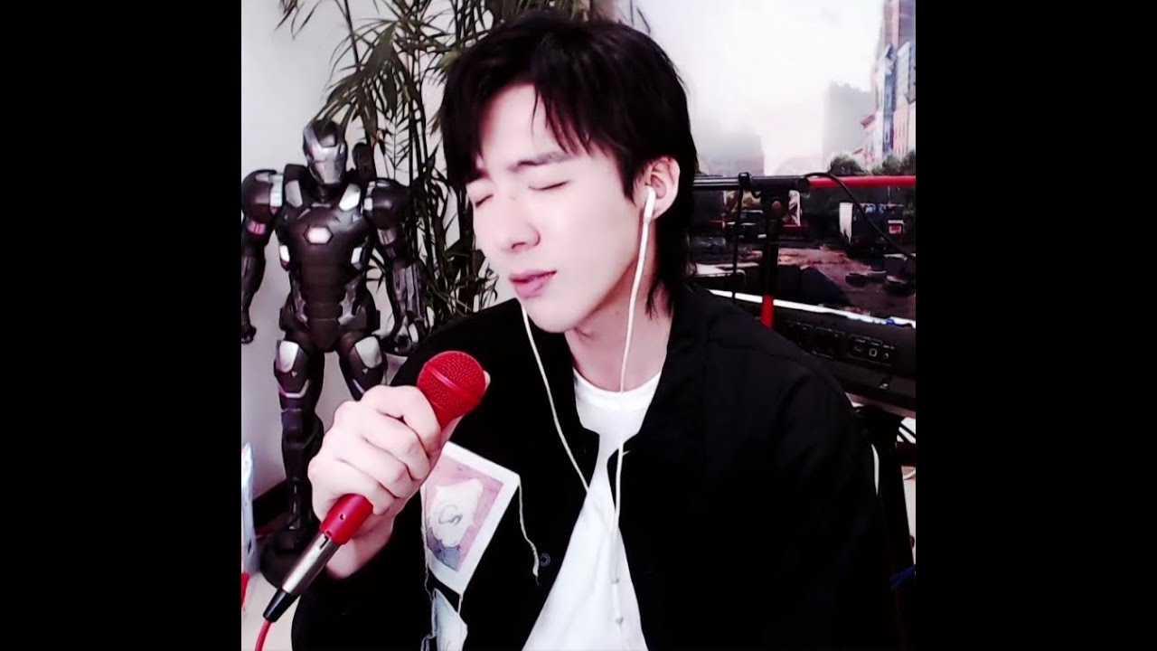 04/14/2021摩登兄弟刘宇宁微博直播~一天之内接受了7个采访的刘老板晚上又不辞劳苦的加班加点地营业了~