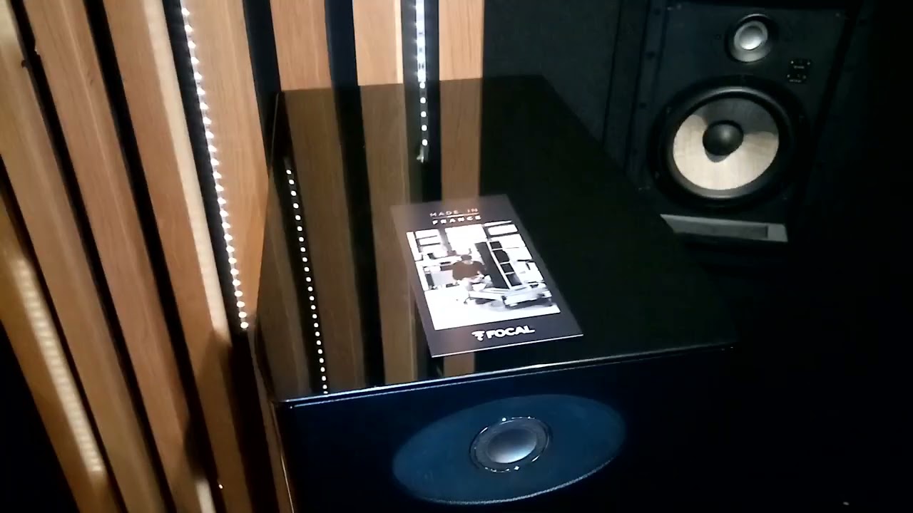 Focal Aria 926  - Naim Uniti Atom All in One amp