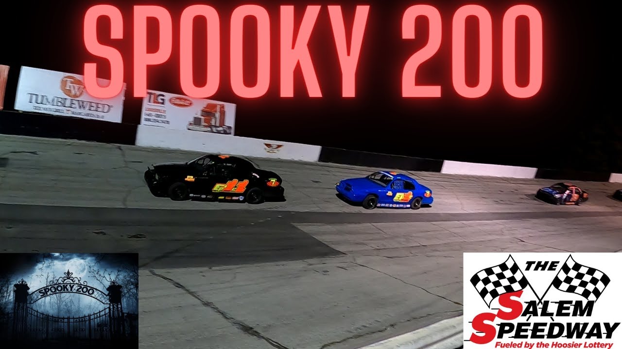 Salem Speedway Spooky 200 Crown Vic's