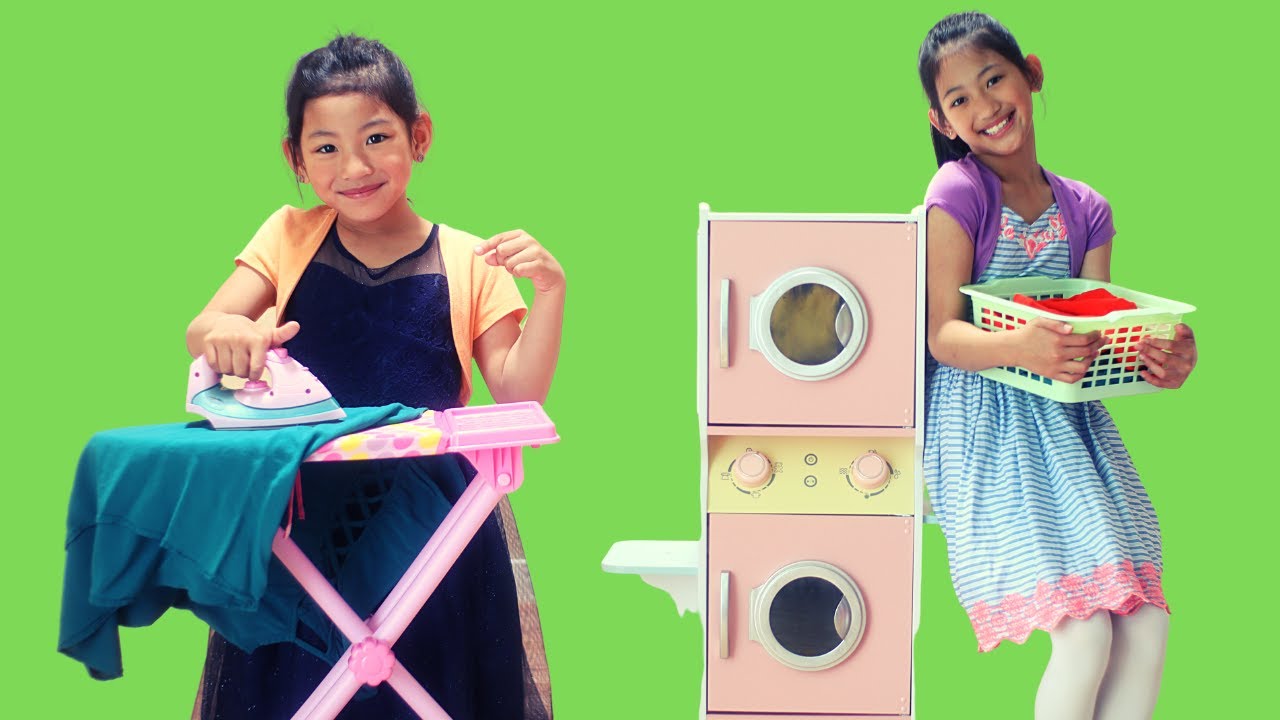 Kaylee and Kaycee Pretend Play with Washer and Dryer Toy | Laundry Shop Pretend Play Fun for Kids