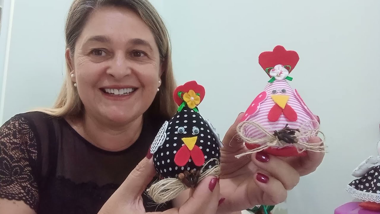 Galinha de Fuxico Espanta Formiga