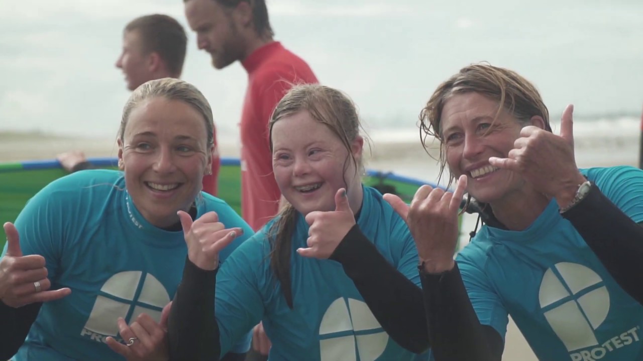 Surf Project Ter Heijde by Merijn Yestra