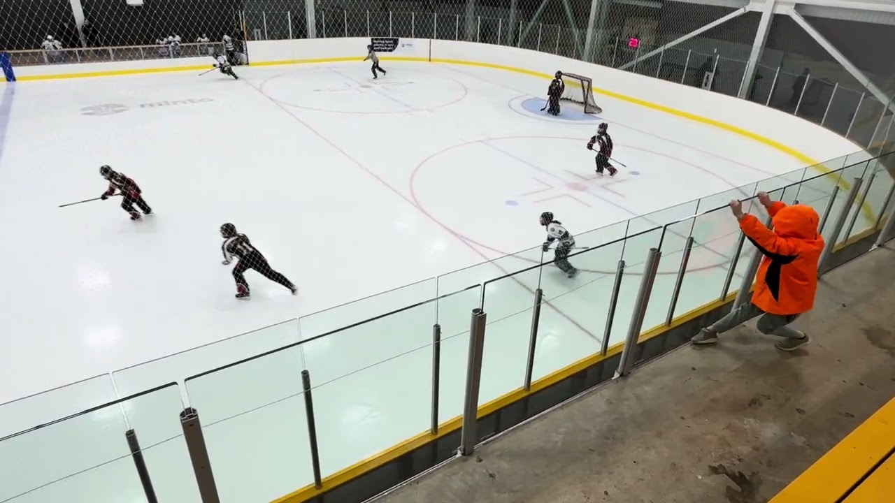 Tournoi Nepean - Vortex Ben A - Défaite 8-2 contre West Ottawa (14 novembre 2025) 